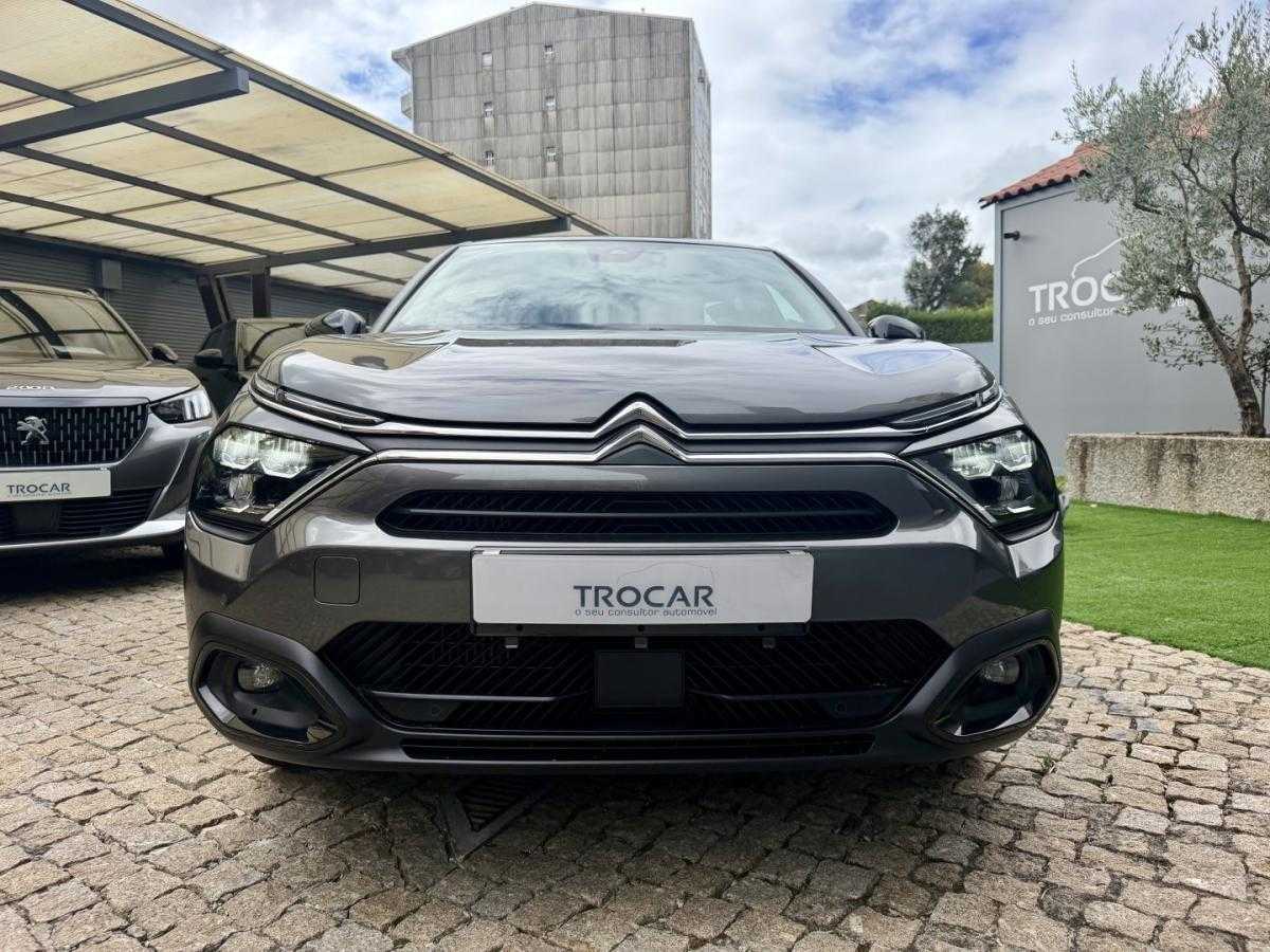 citroen-c4-2023-gasolina-1199cc