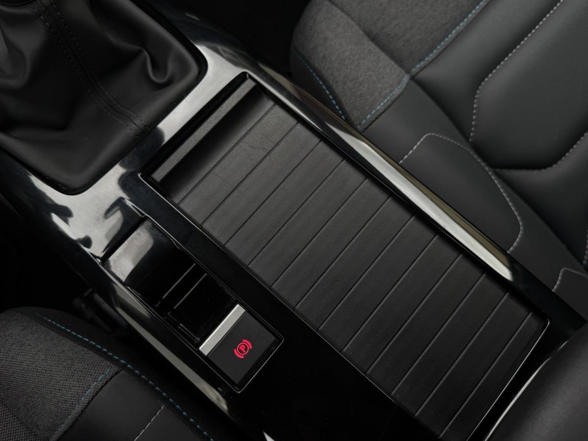 citroen-c4-2023-gasolina-1199cc