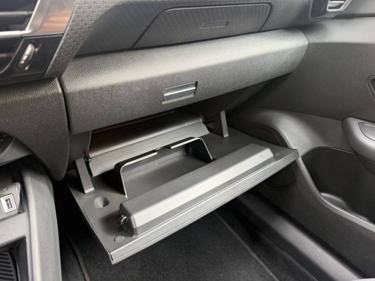 citroen-c4-2023-gasolina-1199cc