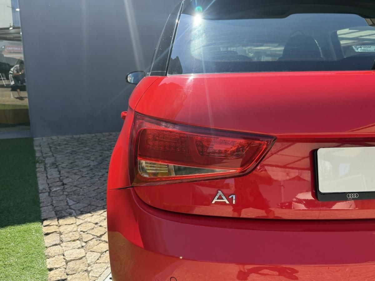 audi-a1-sportback-2014-diesel-1598cc