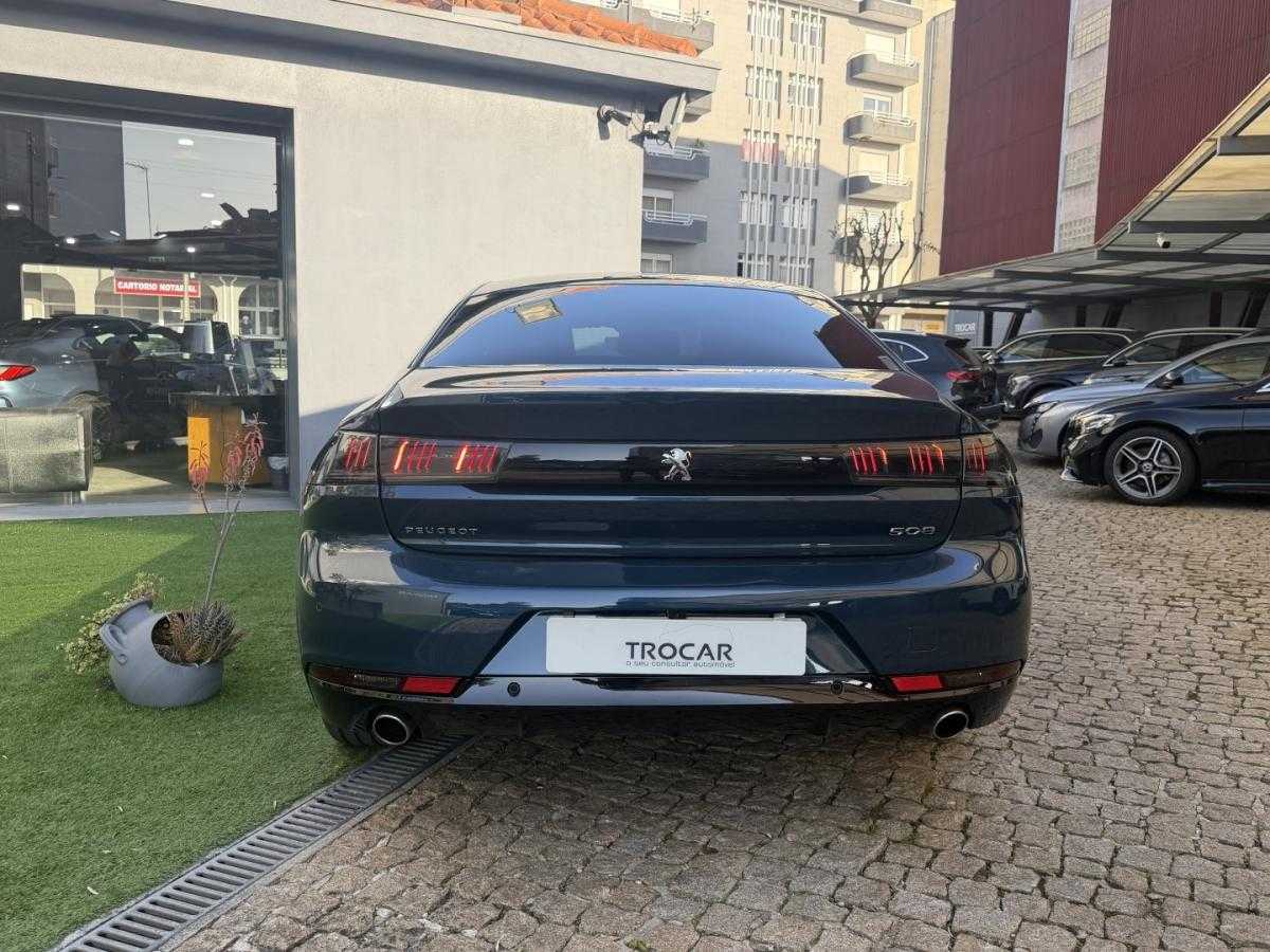 peugeot-508-2021-hibrido-1598cc