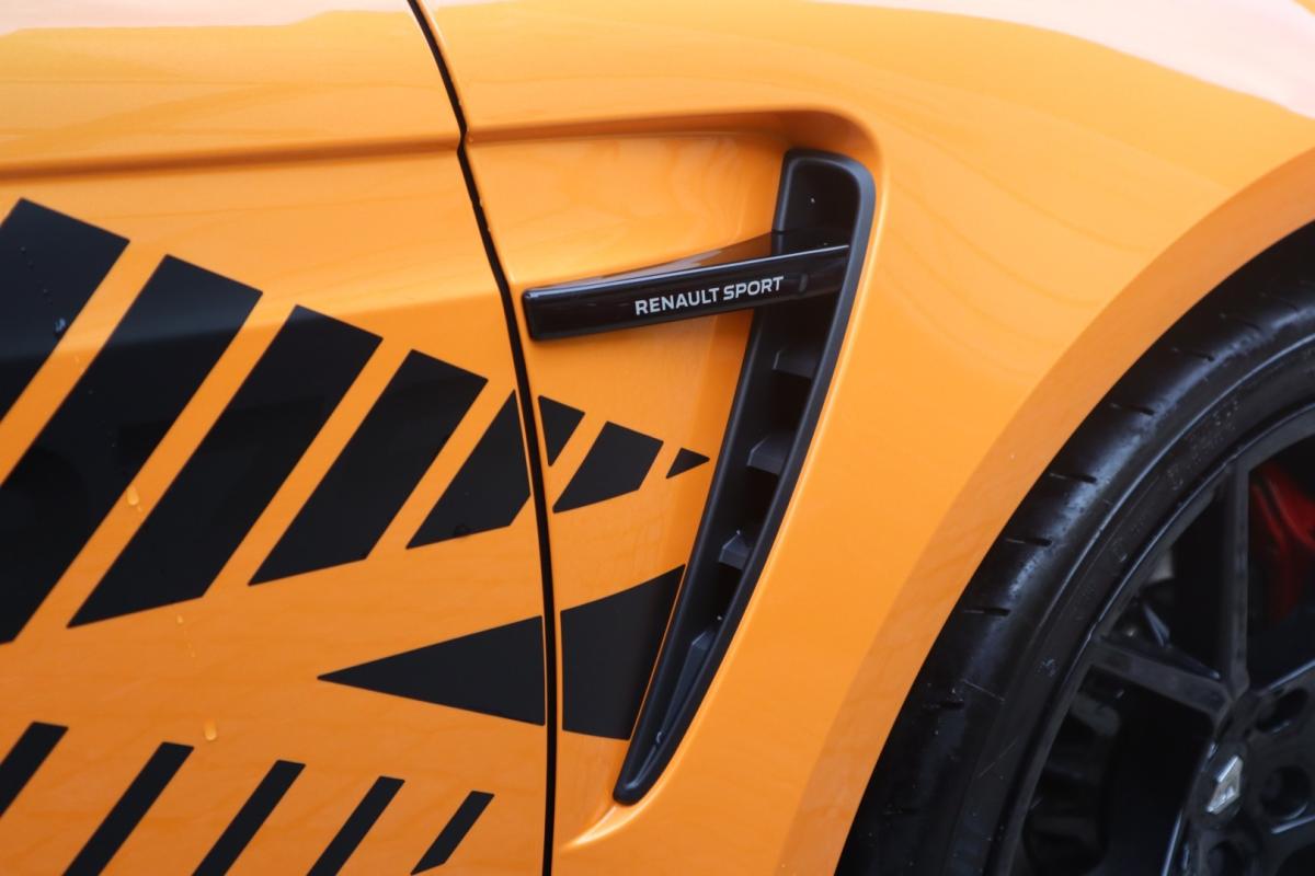 renault-megane-2024-gasolina-1798cc