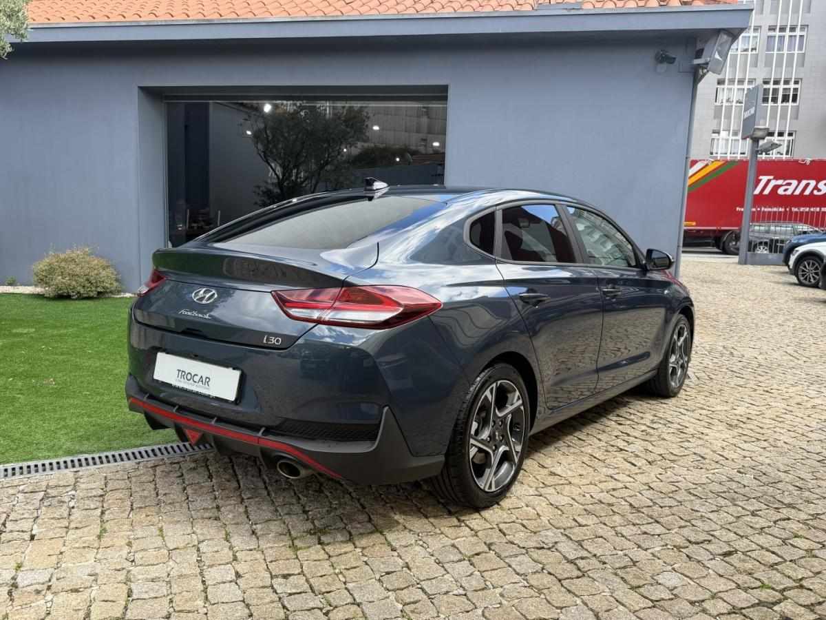 hyundai-i30-2021-gasolina-998cc
