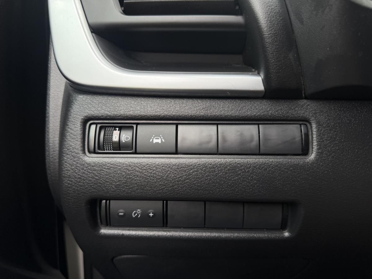 nissan-qashqai-2024-hibrido-1497cc