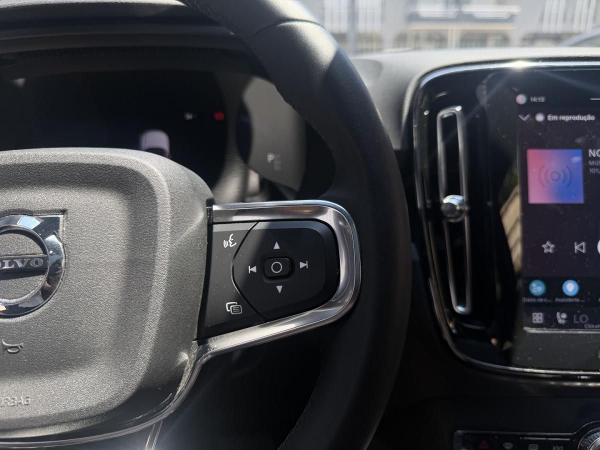 volvo-c40-2023-eletrico-0cc