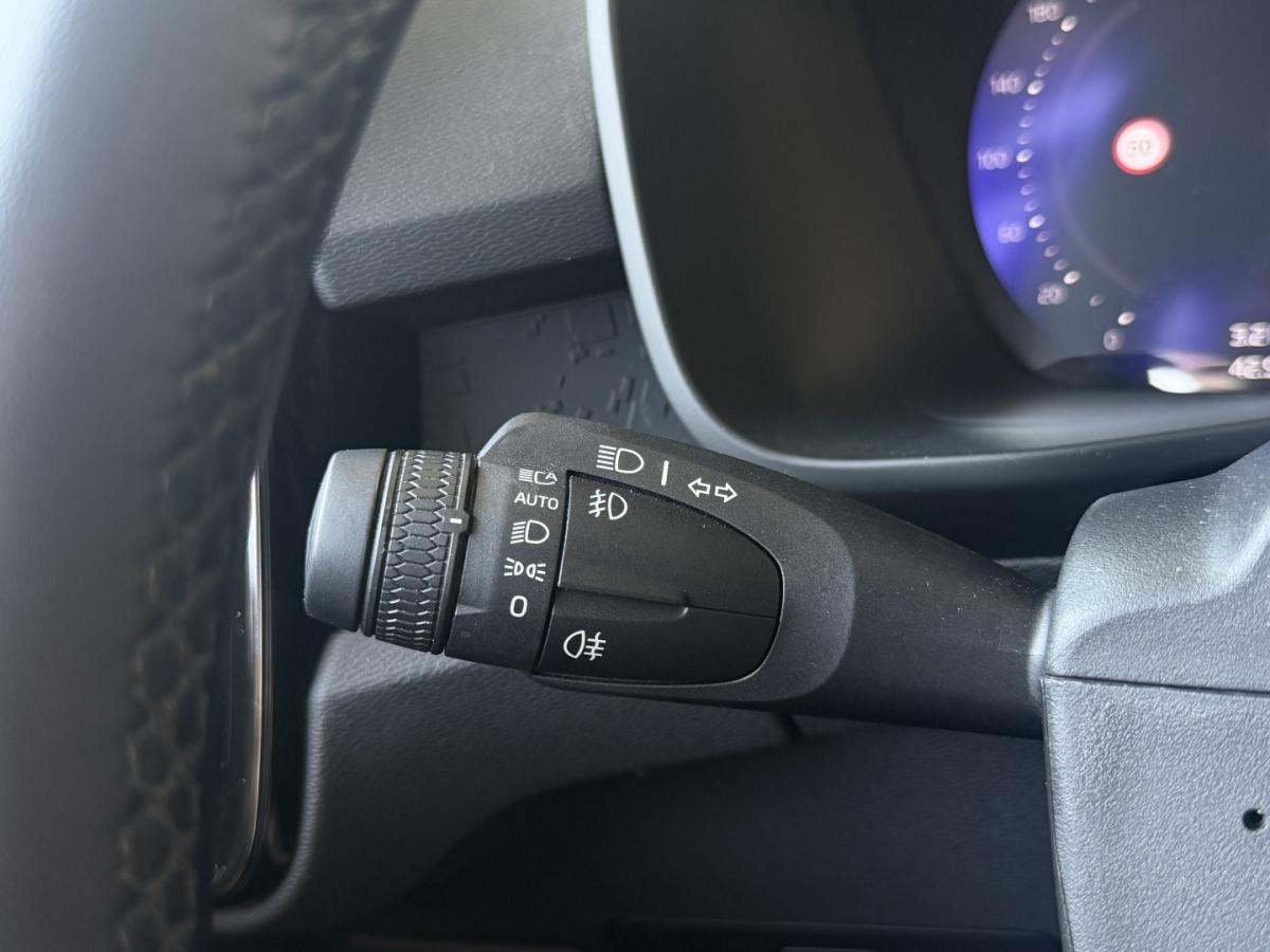 volvo-c40-2023-eletrico-0cc