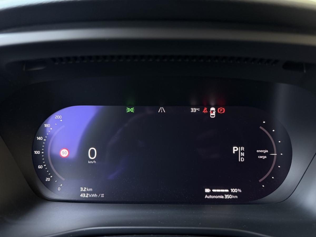 volvo-c40-2023-eletrico-0cc