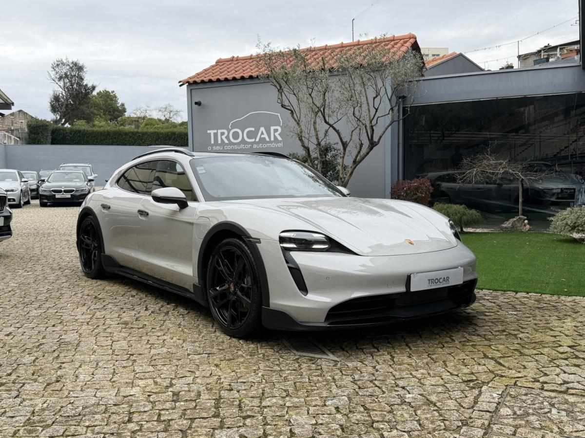 porsche-taycan-2022-eletrico-0cc