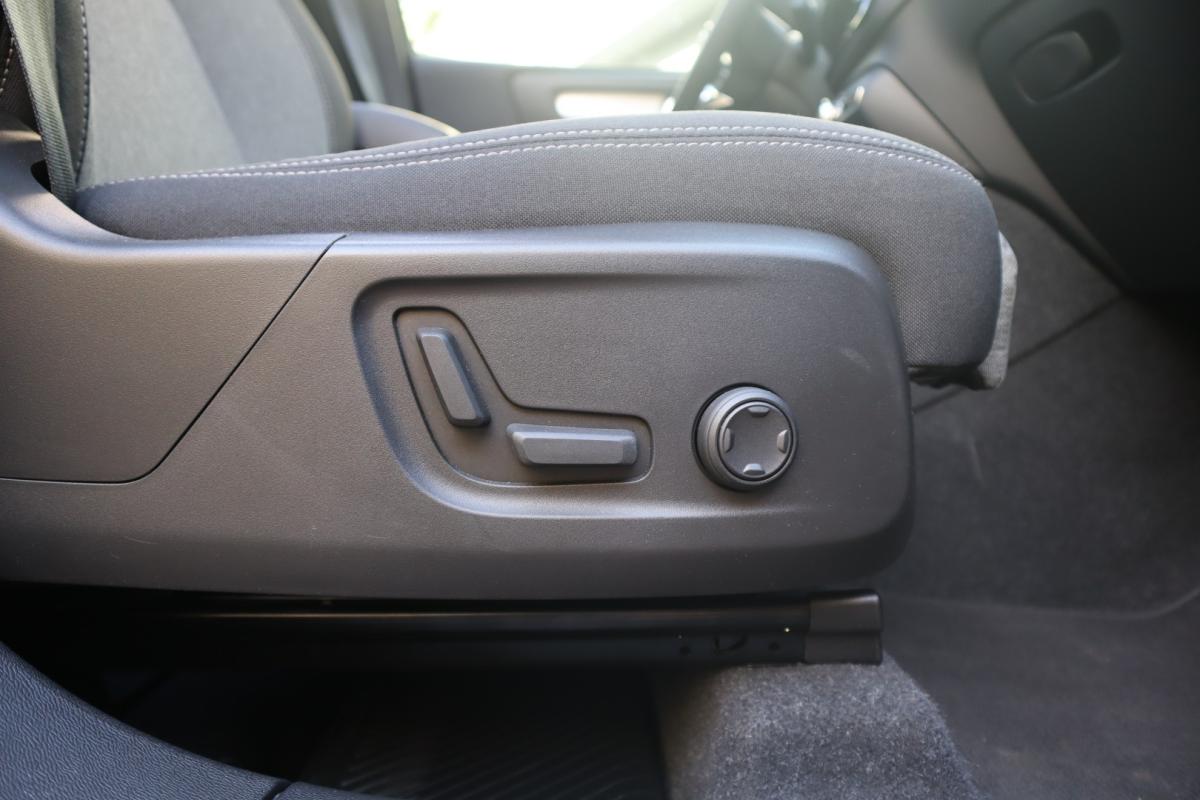 volvo-xc40-2023-hibrido-1477cc
