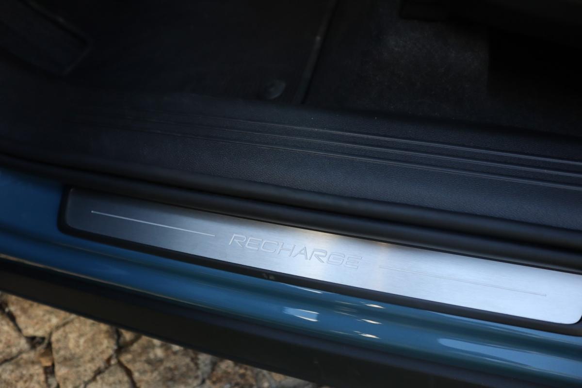 volvo-xc40-2023-hibrido-1477cc