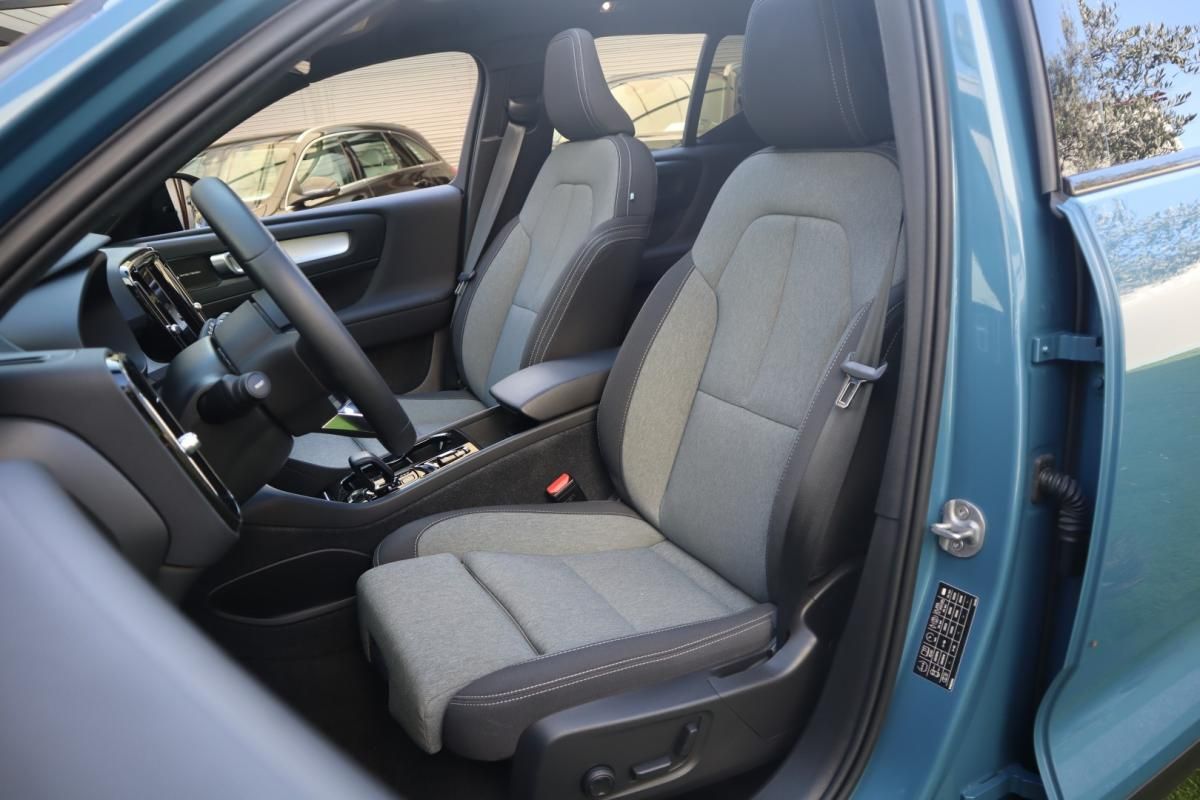volvo-xc40-2023-hibrido-1477cc