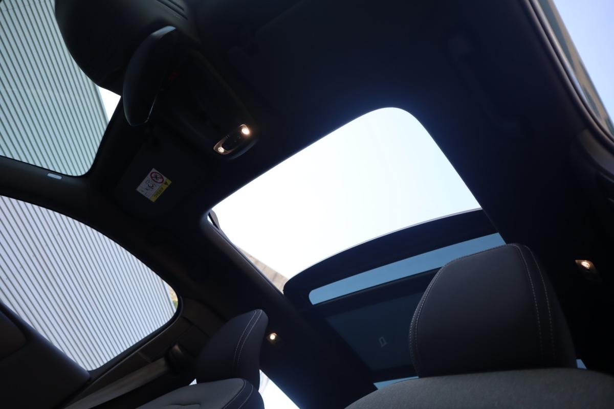 volvo-xc40-2023-hibrido-1477cc