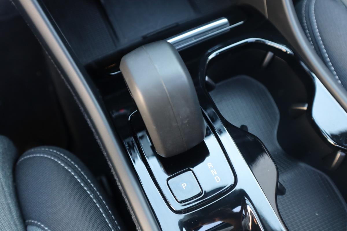 volvo-xc40-2023-hibrido-1477cc
