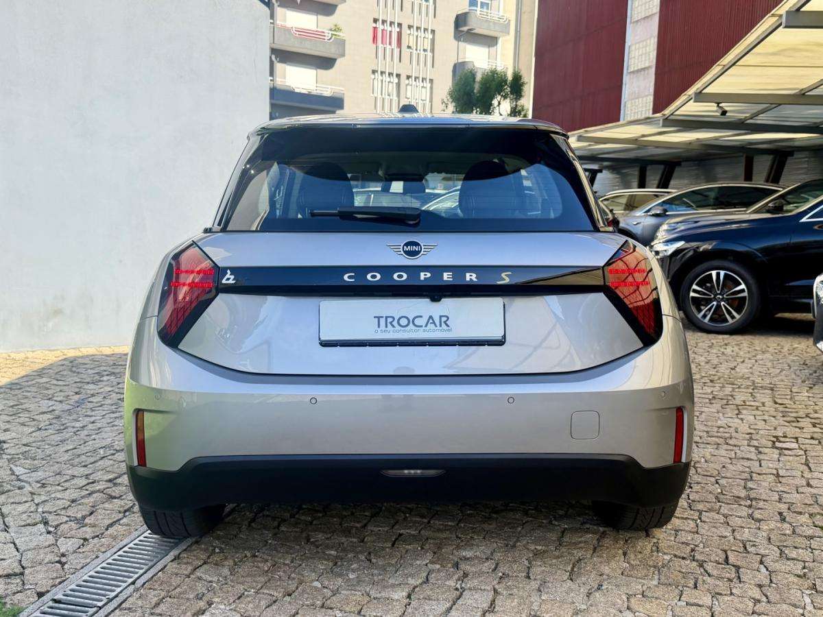mini-cooper-2024-eletrico-0cc