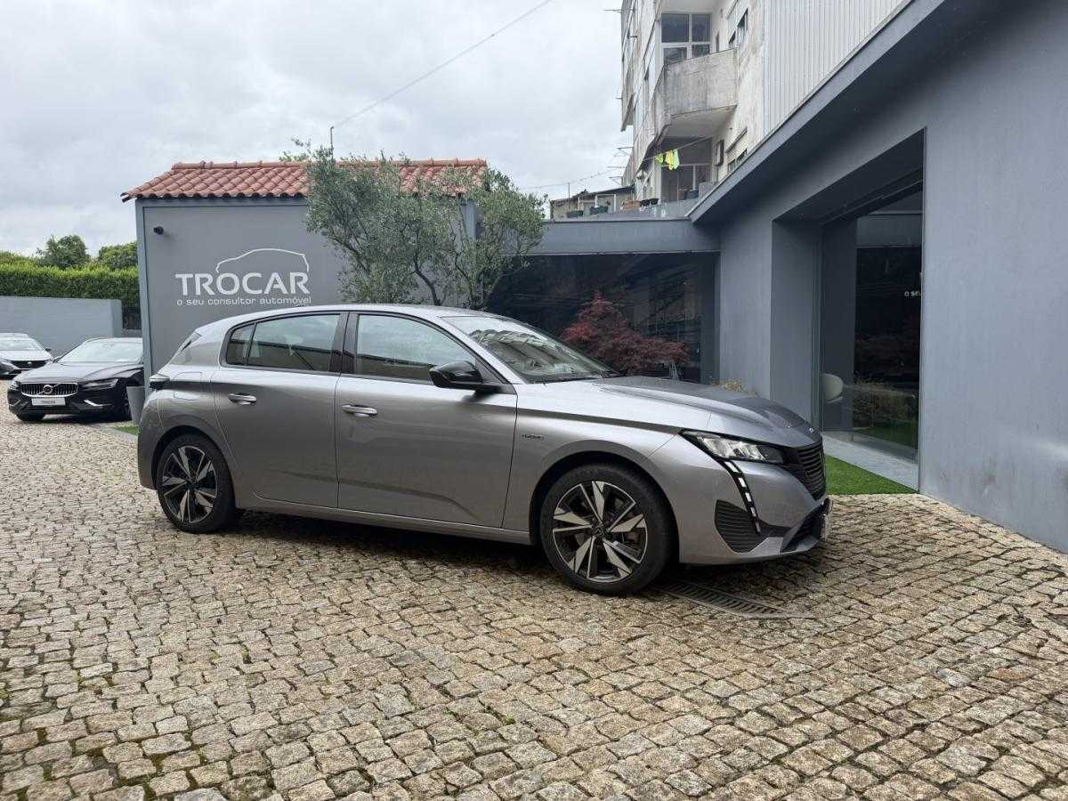 peugeot-308-2023-hibrido-1598cc