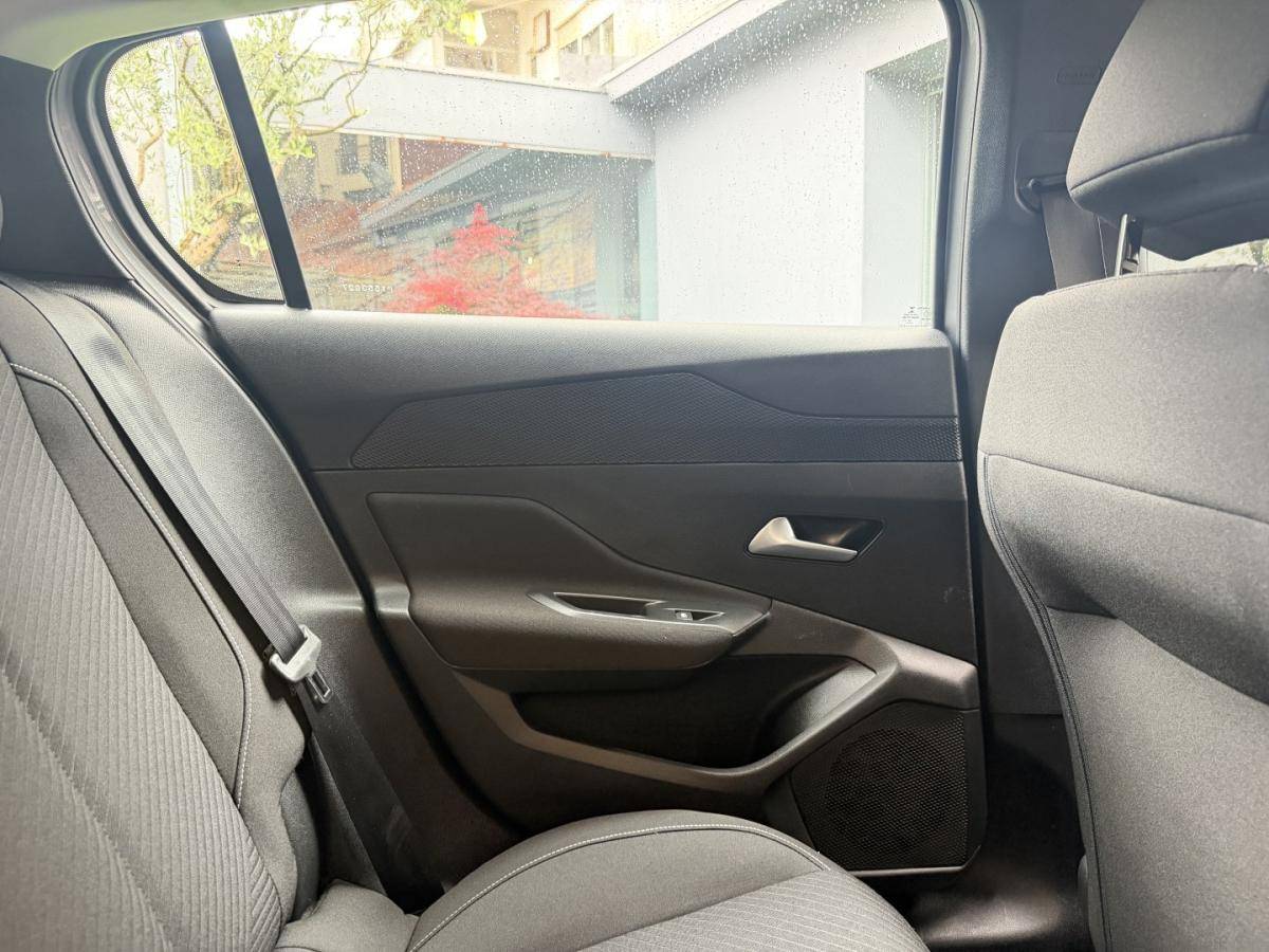 peugeot-308-2023-hibrido-1598cc