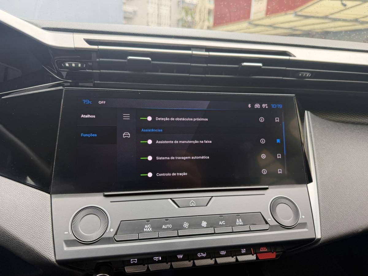 peugeot-308-2023-hibrido-1598cc