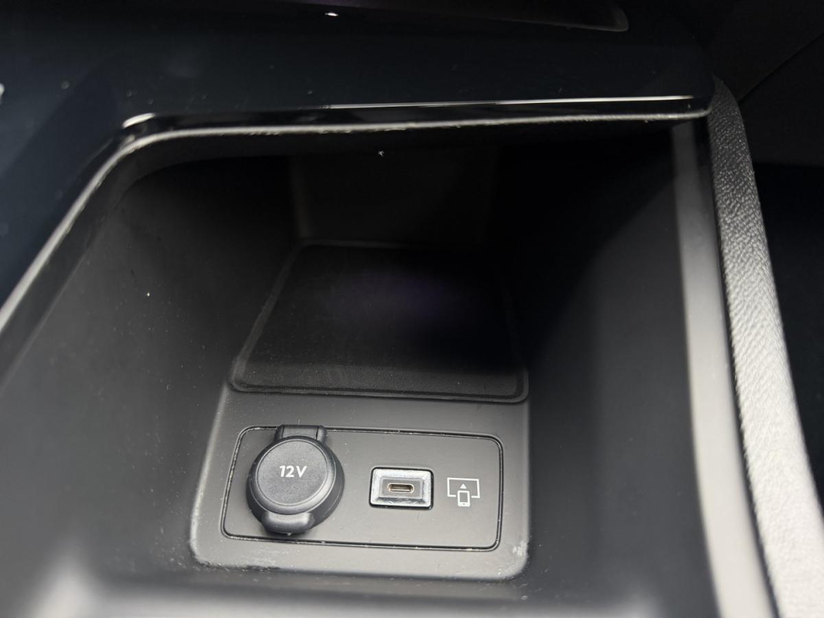 peugeot-308-2023-hibrido-1598cc