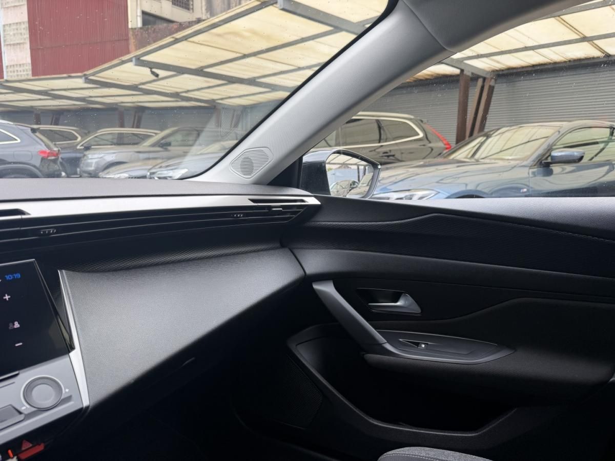 peugeot-308-2023-hibrido-1598cc