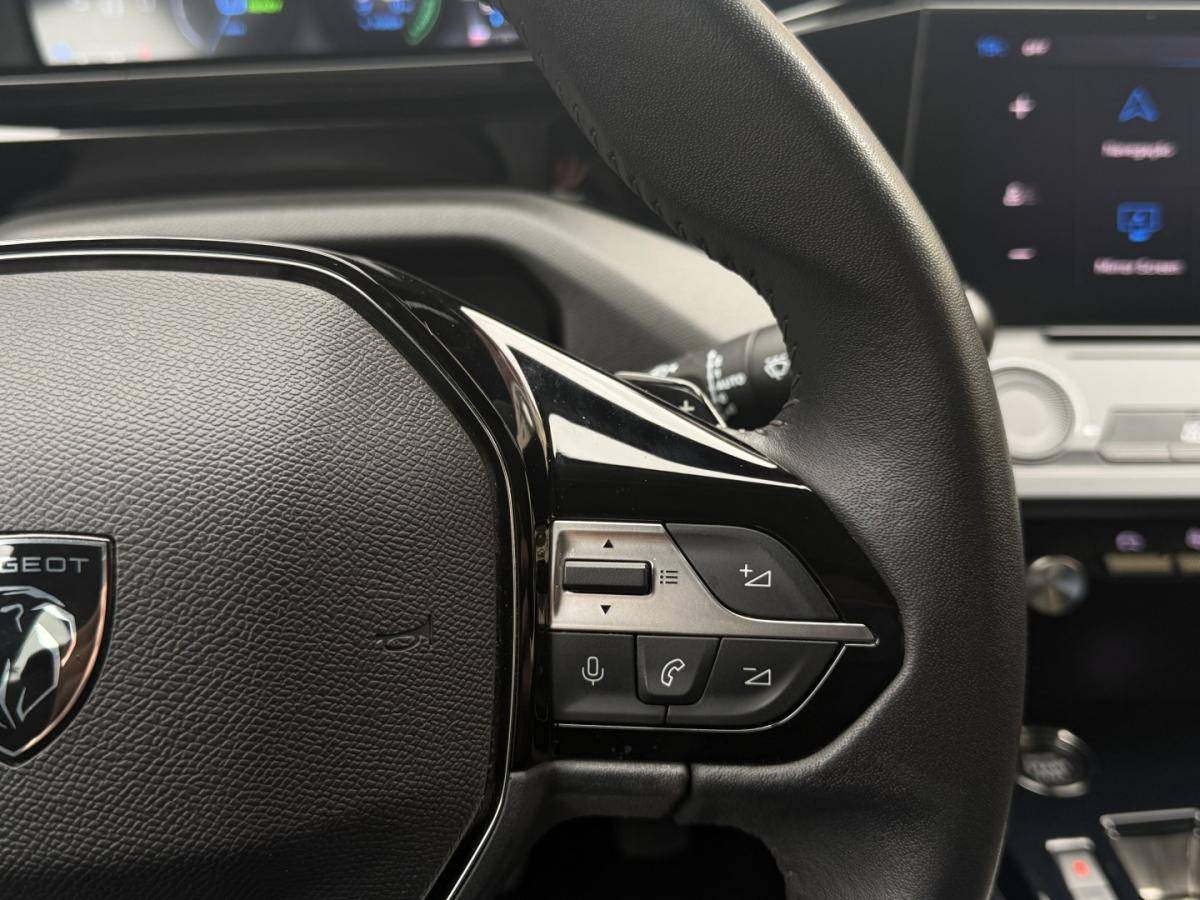 peugeot-308-2023-hibrido-1598cc