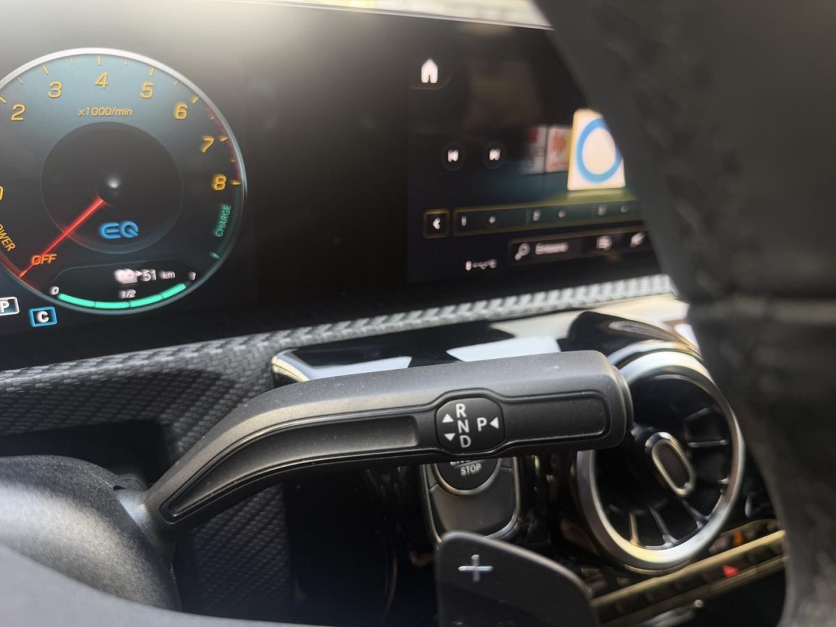 mercedes-benz-cla-2023-hibrido-1332cc
