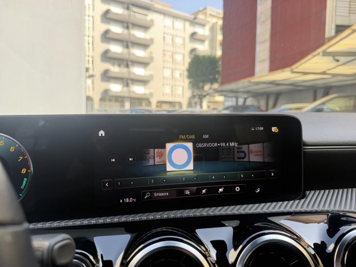 mercedes-benz-cla-2023-hibrido-1332cc