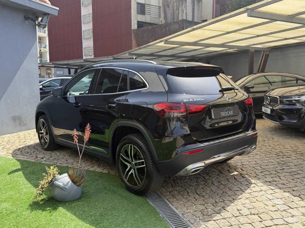 mercedes-benz-gla-2022-hibrido-1332cc