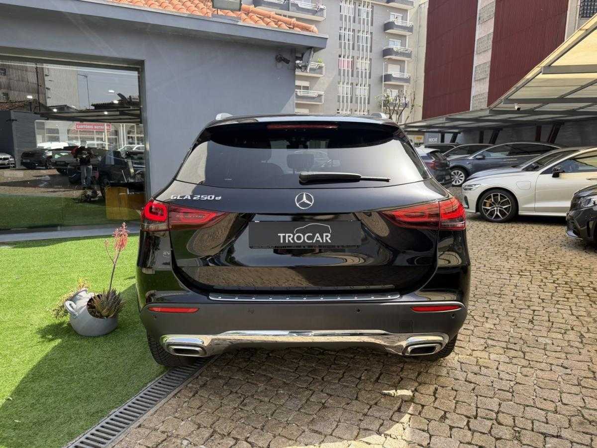 mercedes-benz-gla-2022-hibrido-1332cc