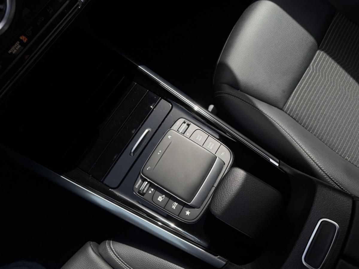 mercedes-benz-gla-2022-hibrido-1332cc