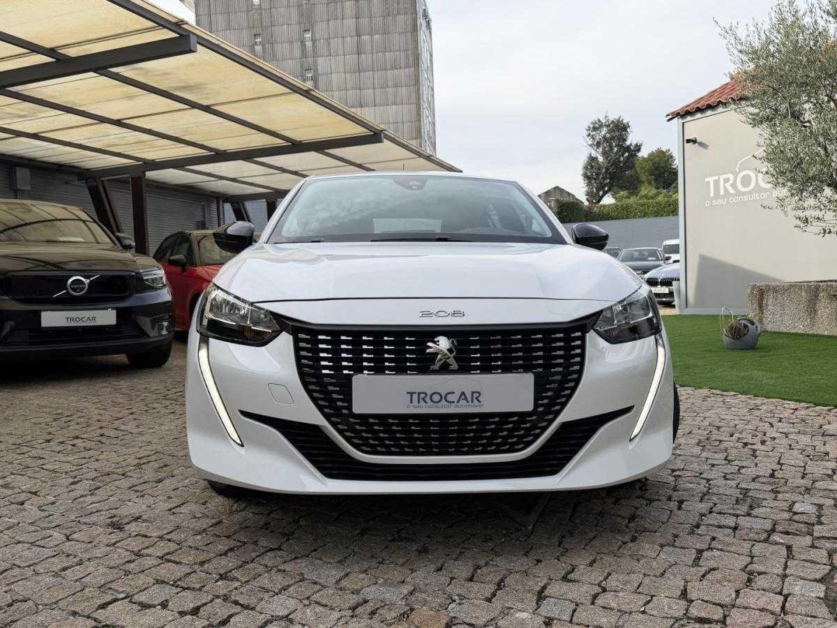 peugeot-208-2023-gasolina-1199cc