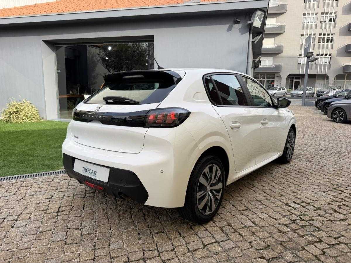 peugeot-208-2023-gasolina-1199cc
