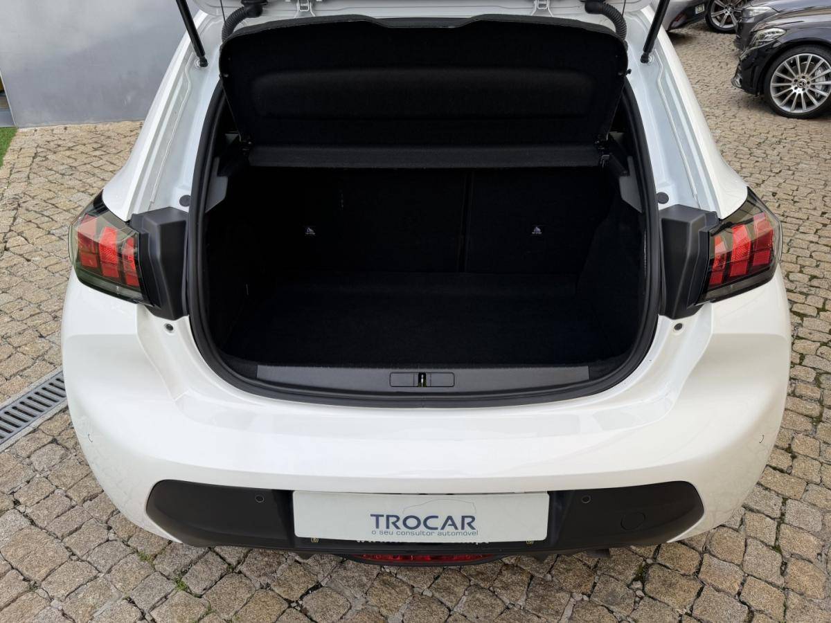 peugeot-208-2023-gasolina-1199cc