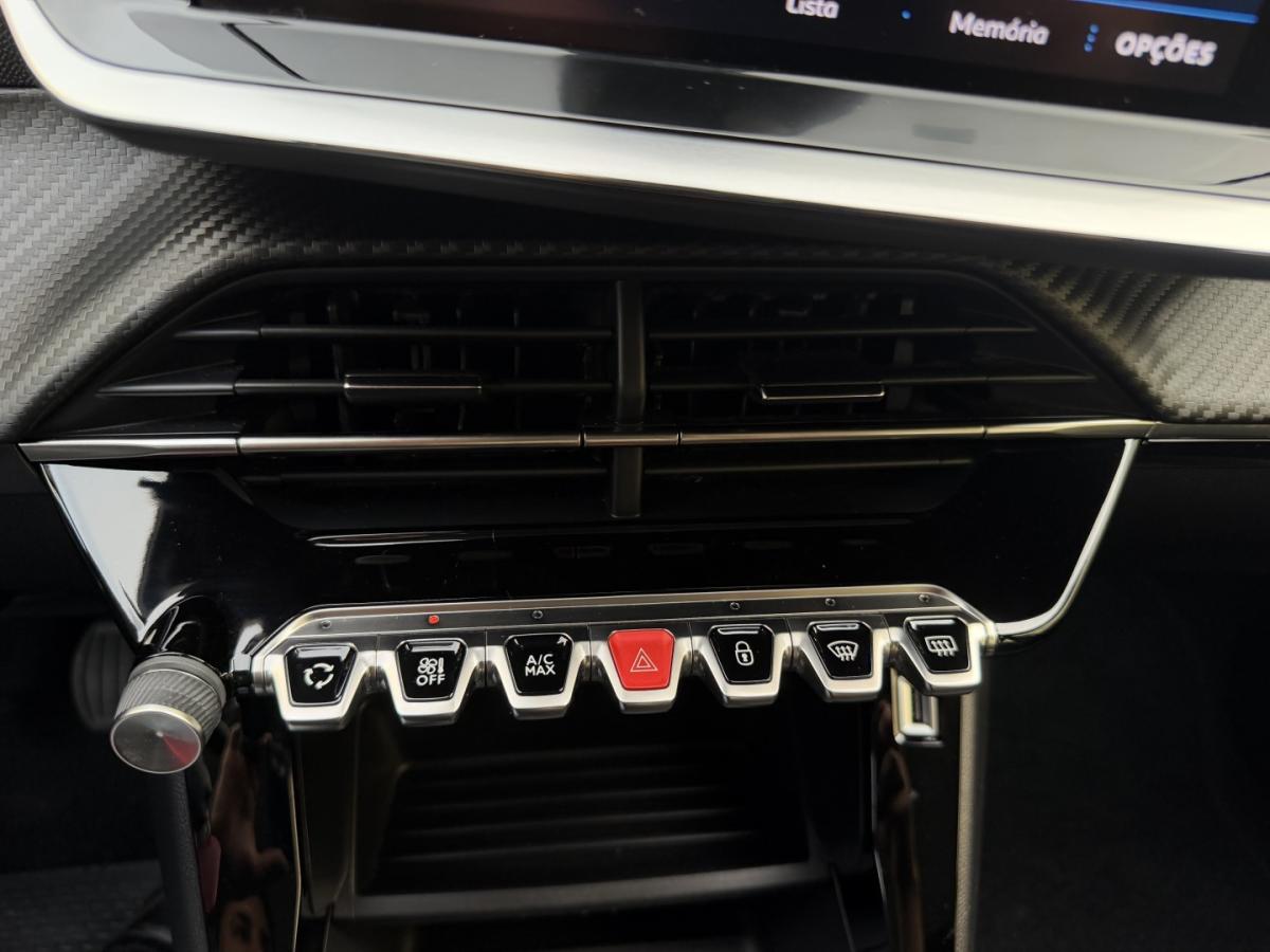 peugeot-208-2023-gasolina-1199cc