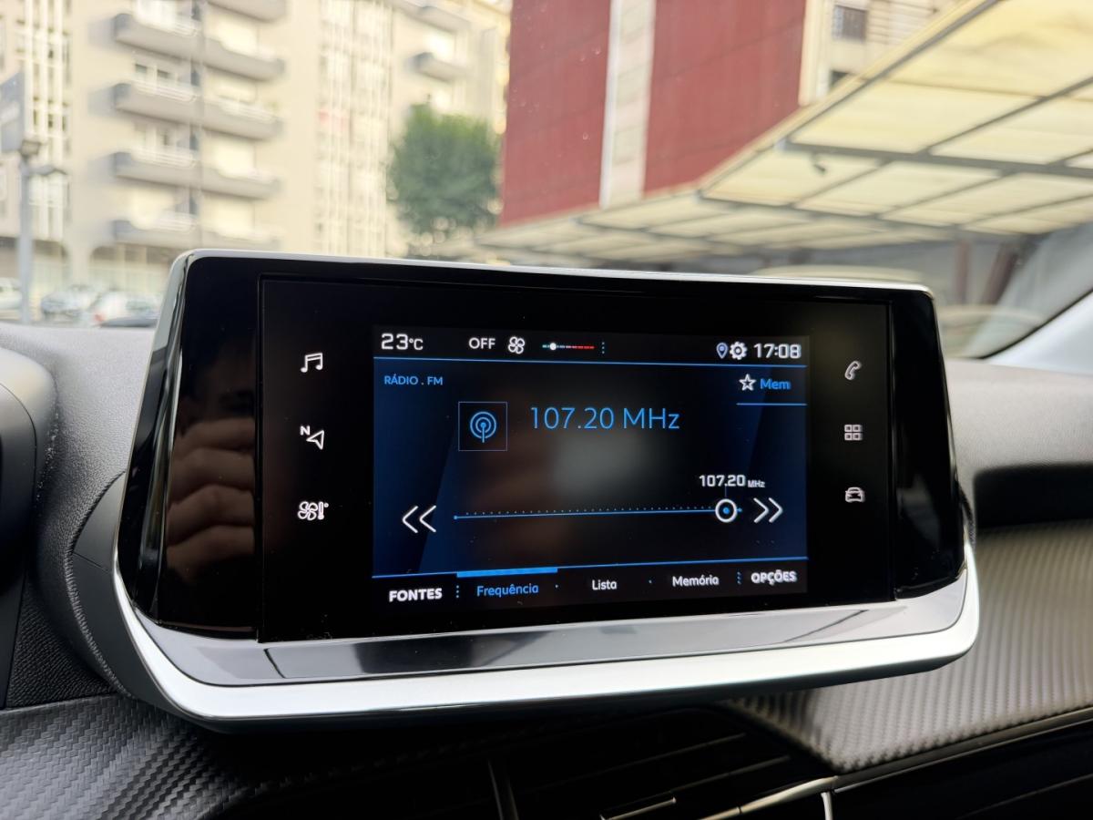 peugeot-208-2023-gasolina-1199cc
