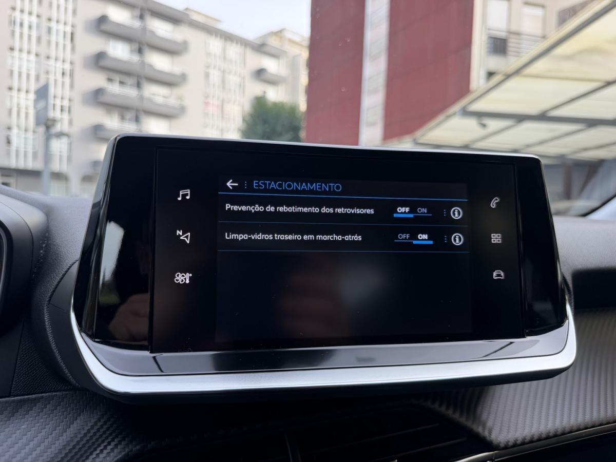 peugeot-208-2023-gasolina-1199cc