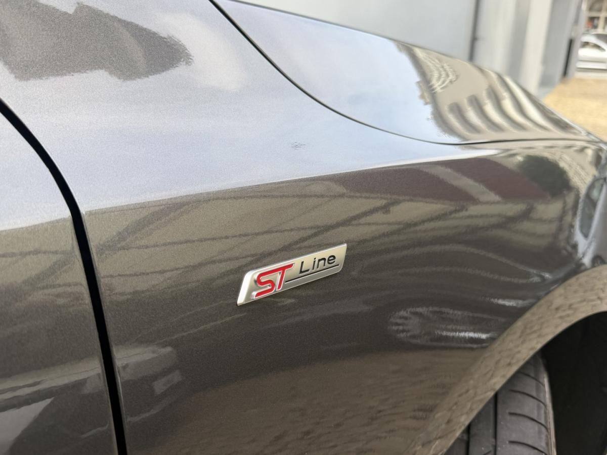 ford-focus-2022-diesel-1499cc