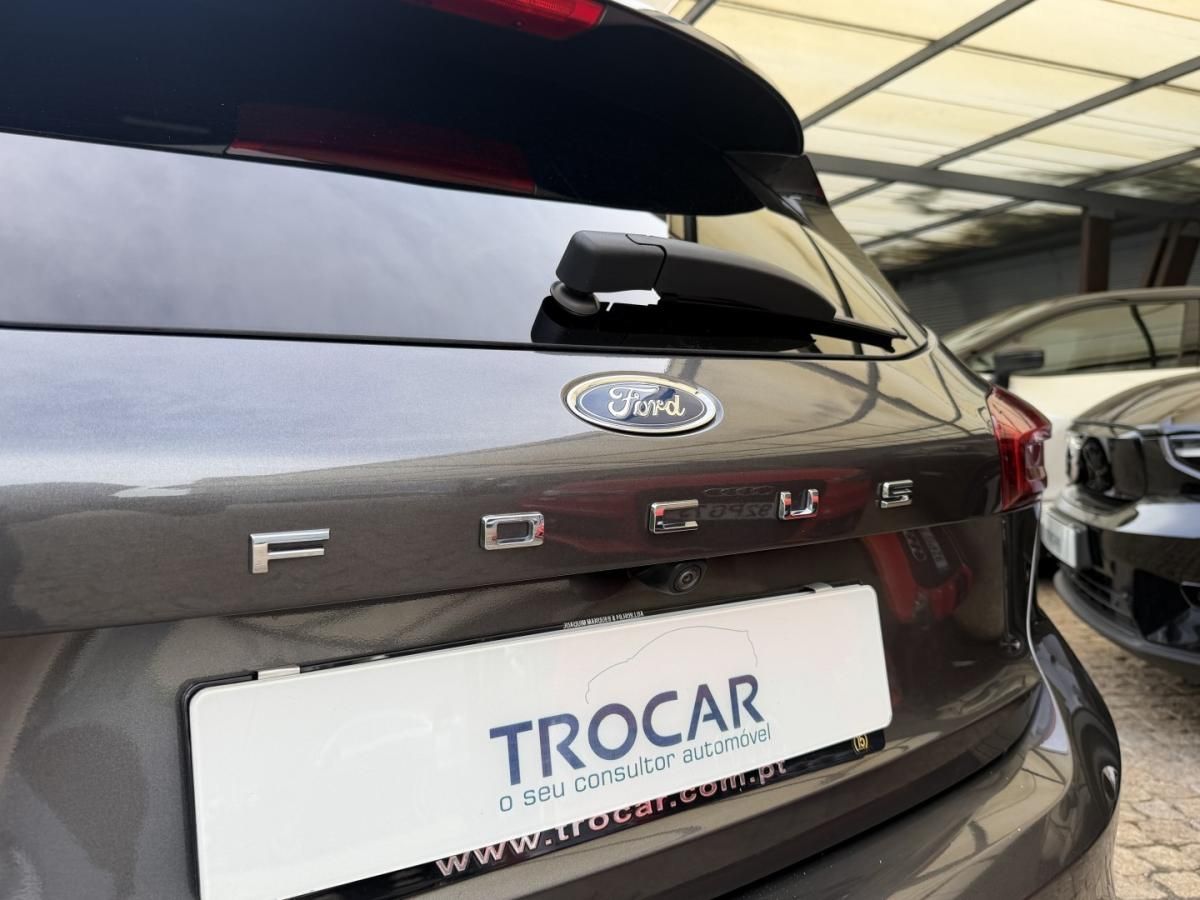ford-focus-2022-diesel-1499cc