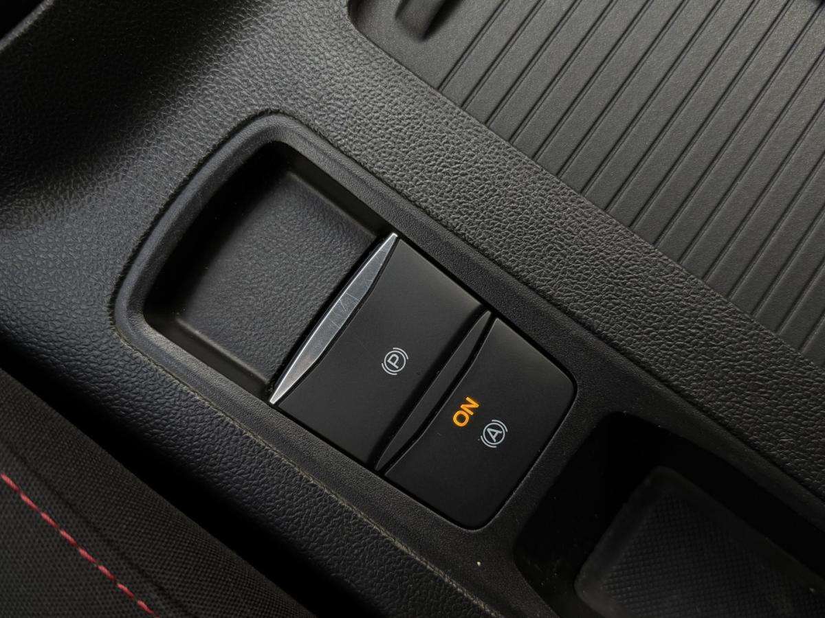 ford-focus-2022-diesel-1499cc