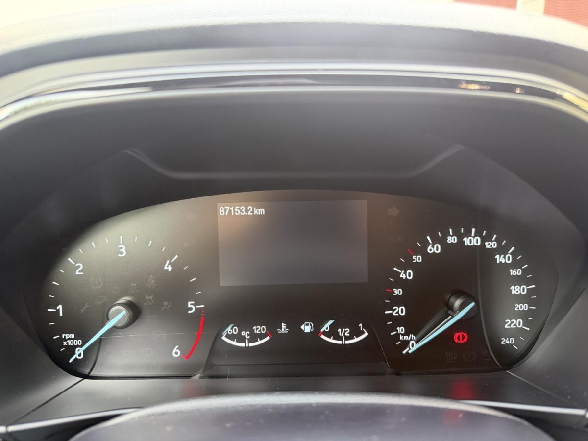 ford-focus-2022-diesel-1499cc