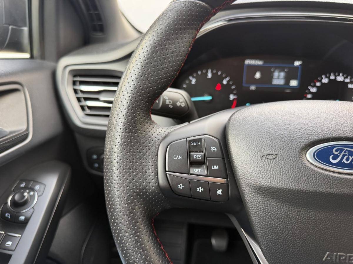 ford-focus-2022-diesel-1499cc