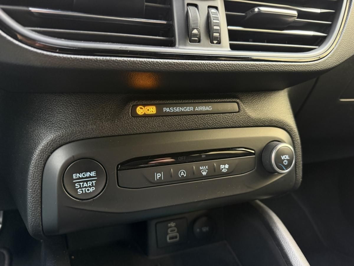 ford-focus-2022-diesel-1499cc