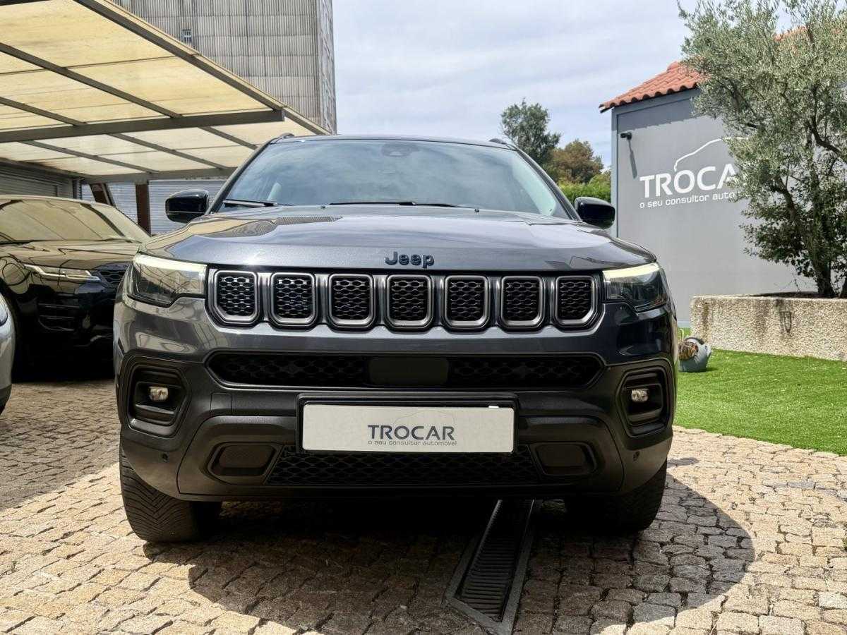 jeep-compass-2022-hibrido-1332cc