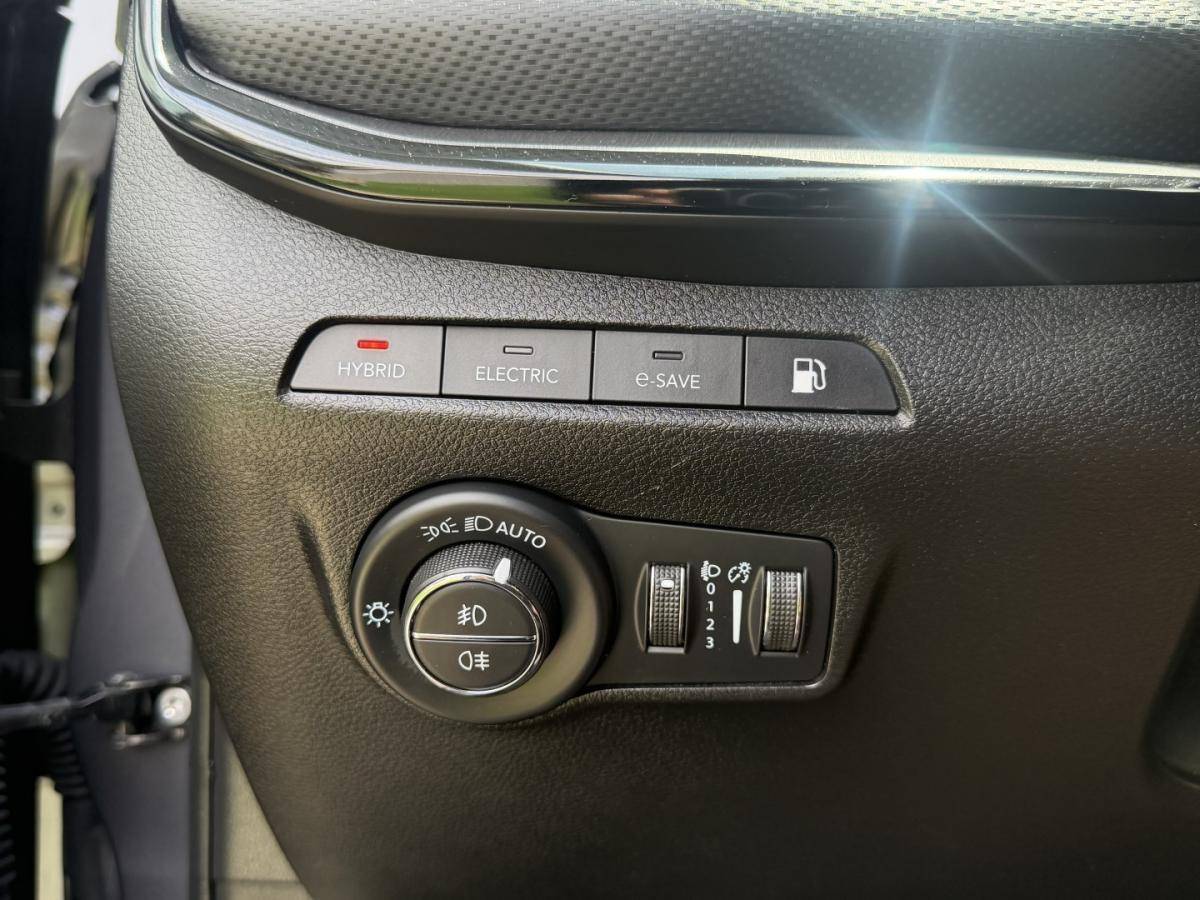 jeep-compass-2022-hibrido-1332cc