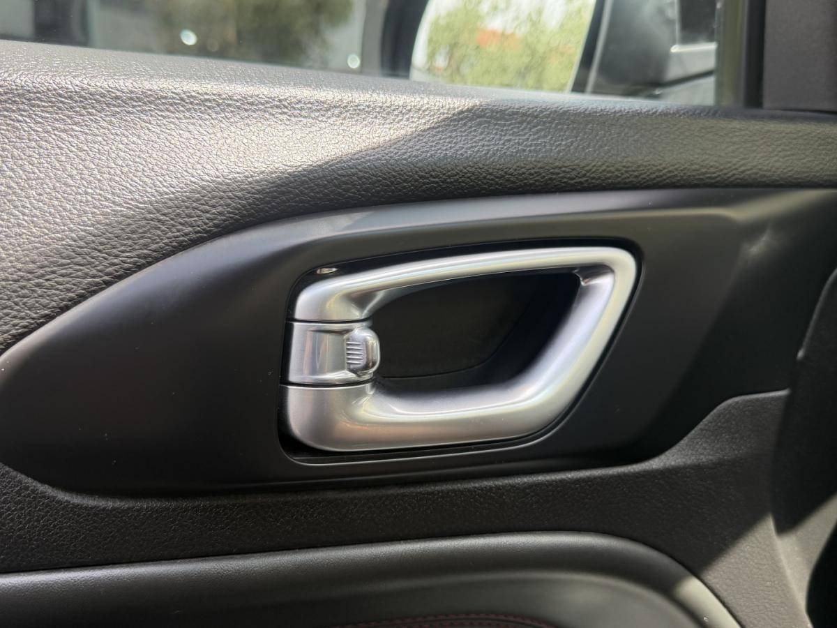 jeep-compass-2022-hibrido-1332cc
