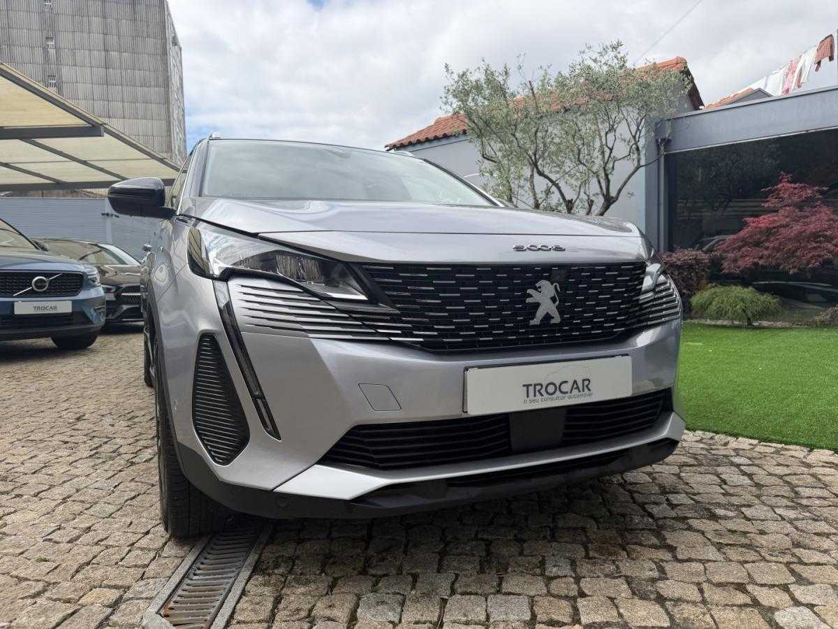 peugeot-5008-2021-gasolina-1199cc