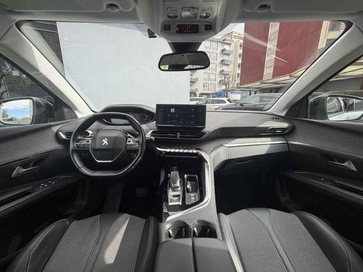 peugeot-5008-2021-gasolina-1199cc