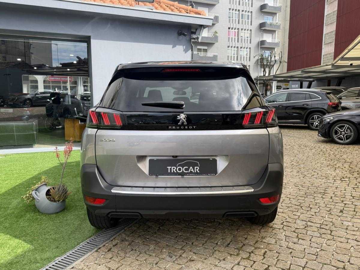 peugeot-5008-2021-gasolina-1199cc