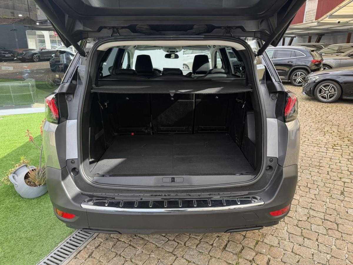 peugeot-5008-2021-gasolina-1199cc