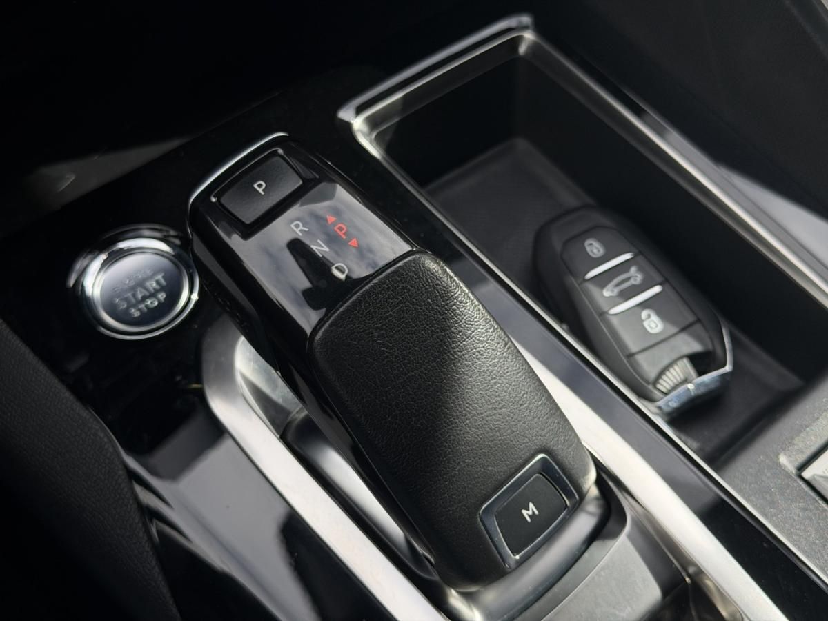 peugeot-5008-2021-gasolina-1199cc