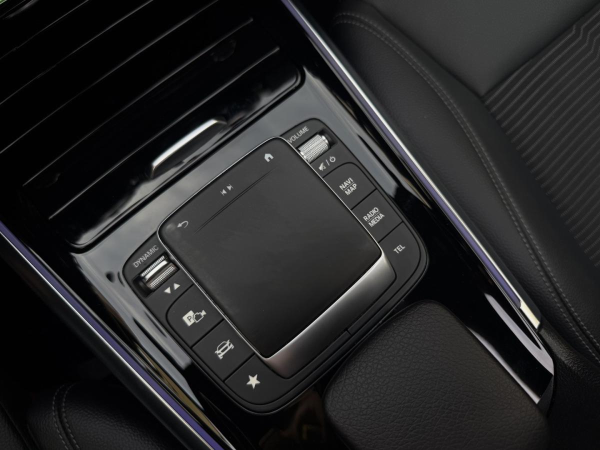 mercedes-benz-eqa-2021-eletrico-0cc